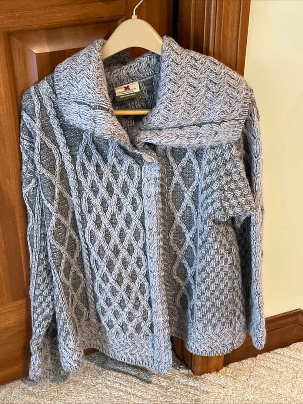 Carraig Donn Sweater Womens Large Gray Wool Cable Knit Ireland Cardigan